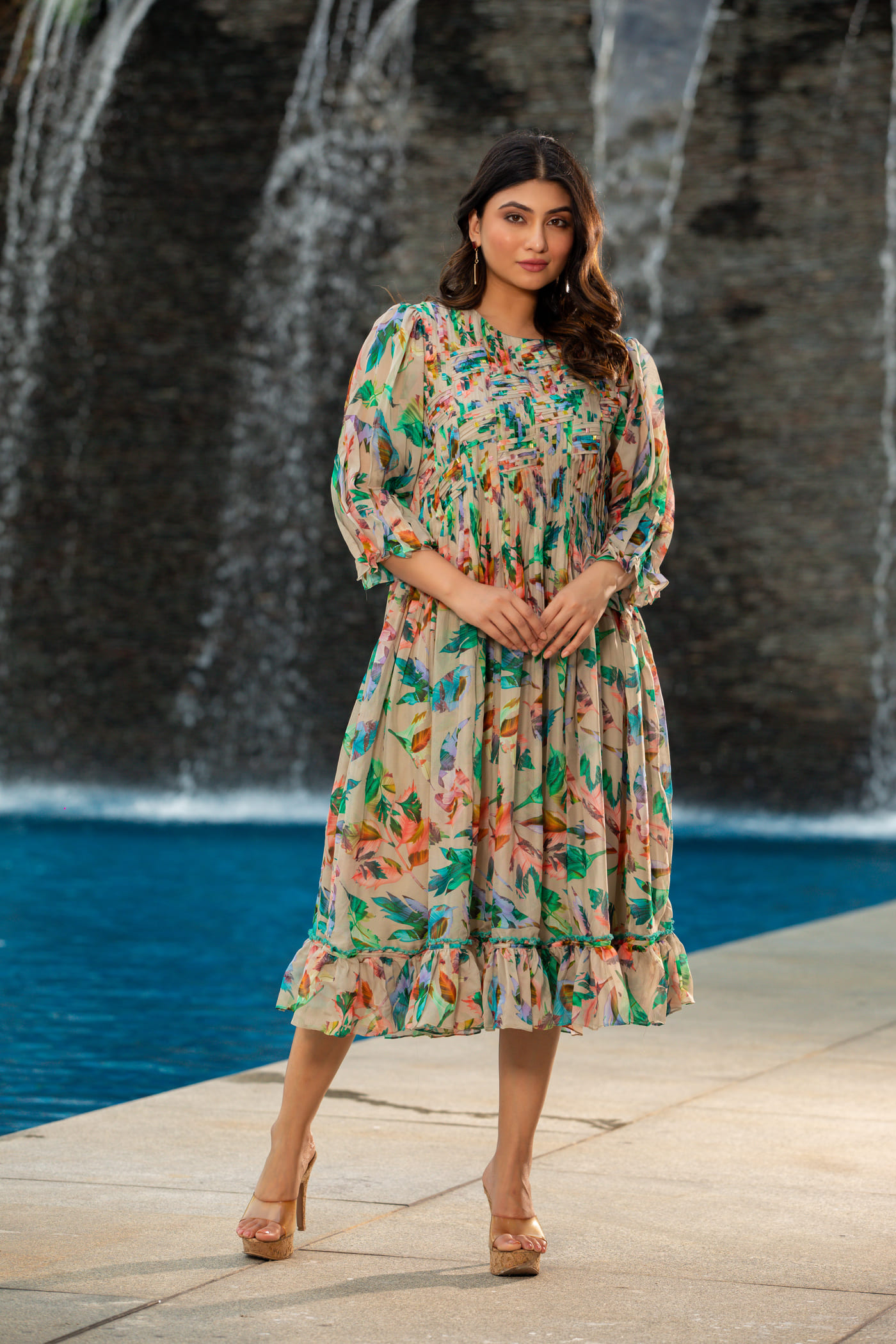Style Silhouette Dress - Image 7