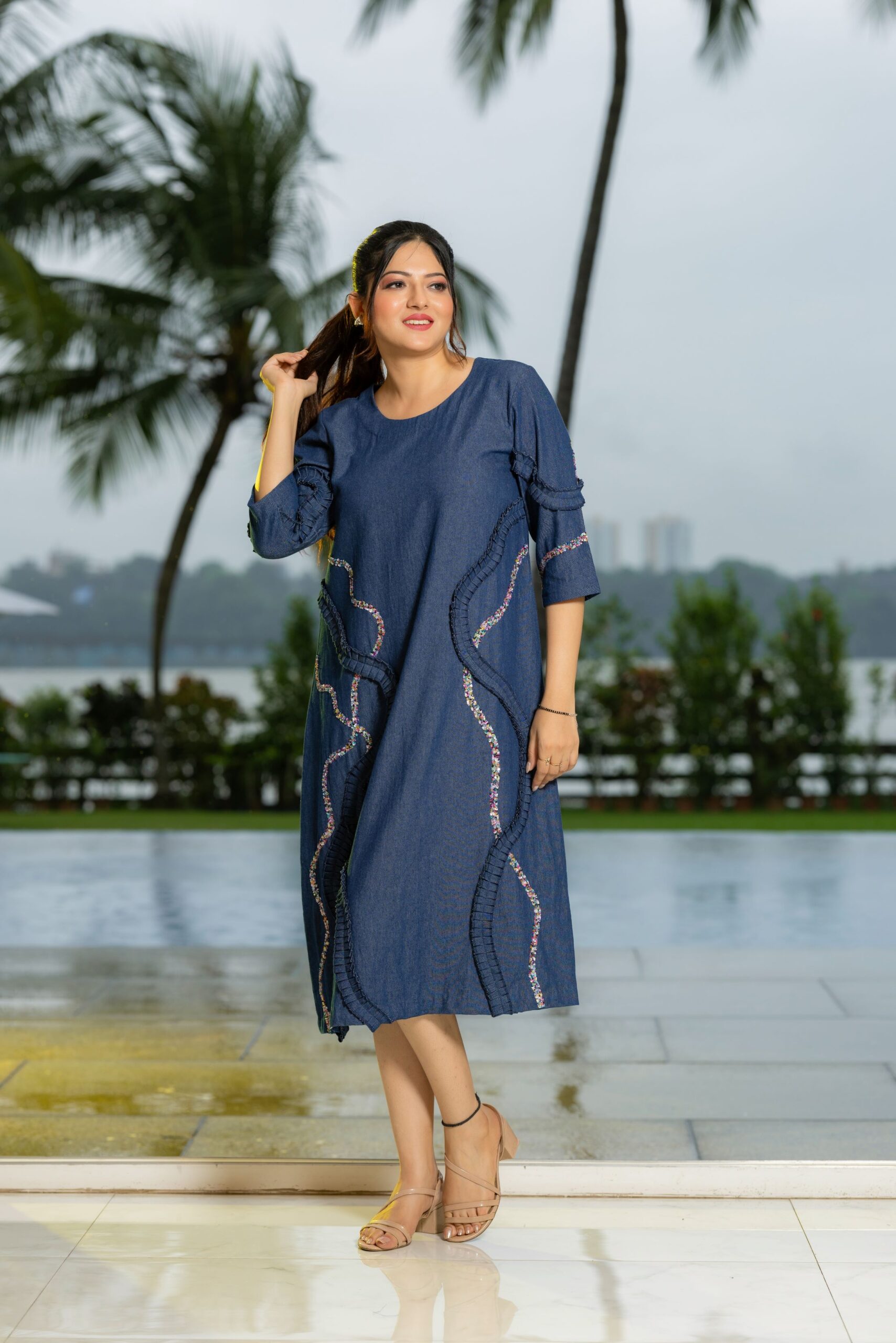 Chic CascadeDress - Image 5
