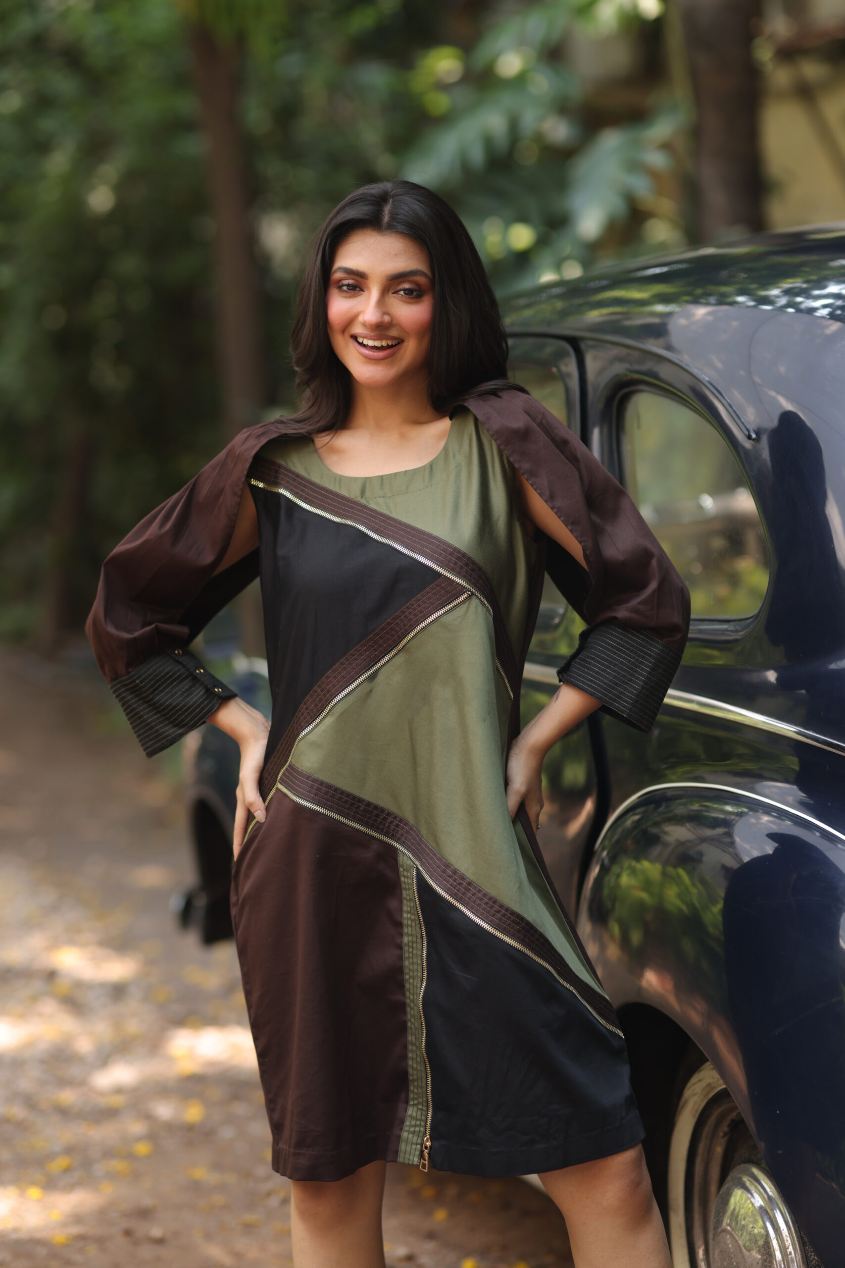 Contour Noir Dress - Image 5